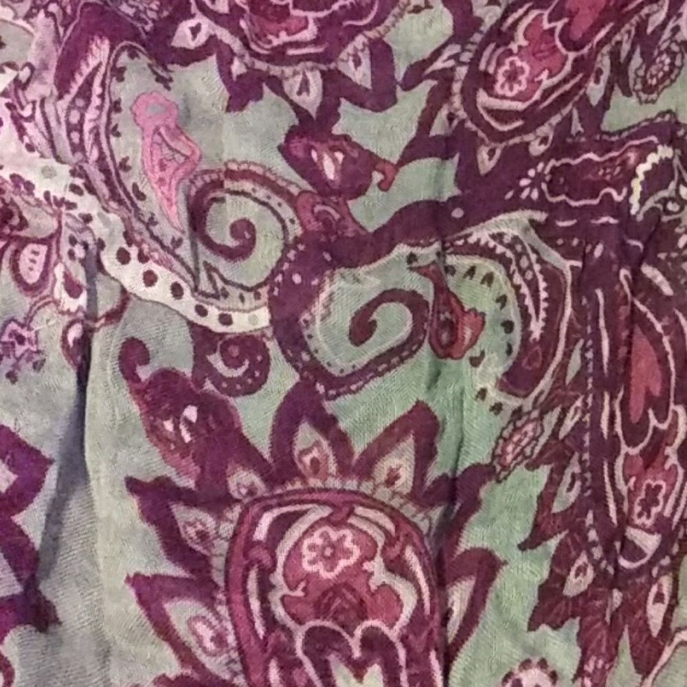 Esprit Scarf - Picture 3 of 3